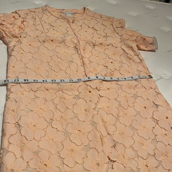 Diane Von Furstenberg Shift Silhouette. - Picture 8 of 8